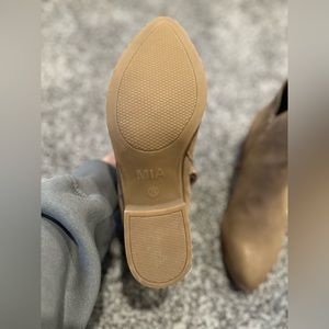 MIA ankle booties